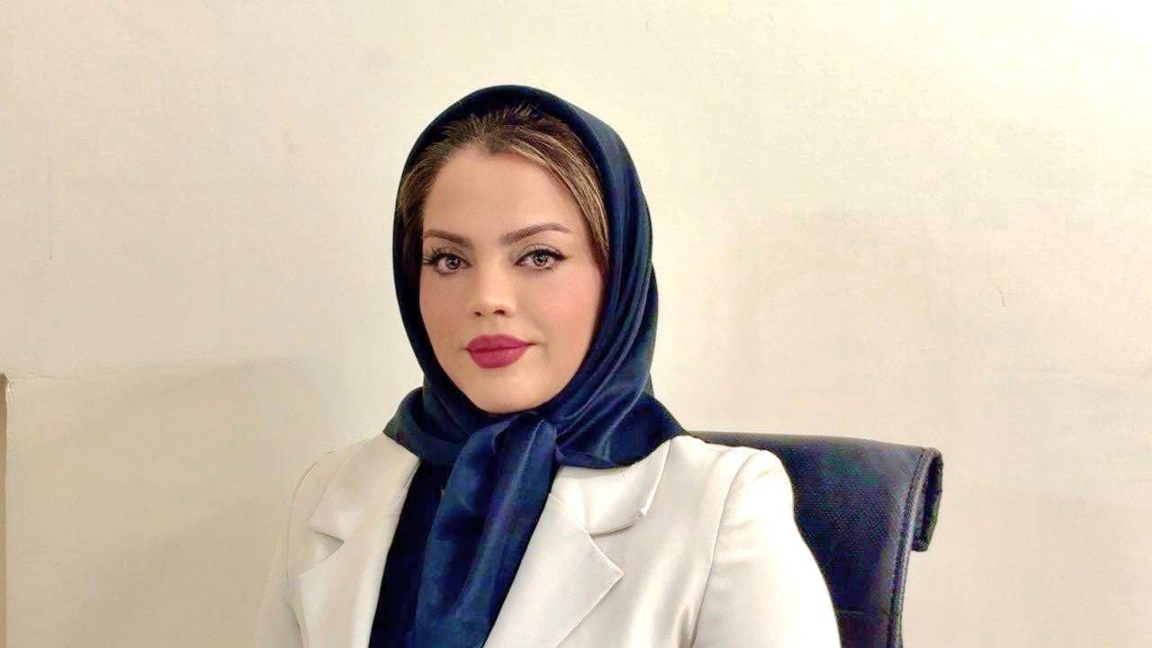 دکتر محبوبه صابری روانشناس و موسس کلینیک مشاوره آبی اصفهان