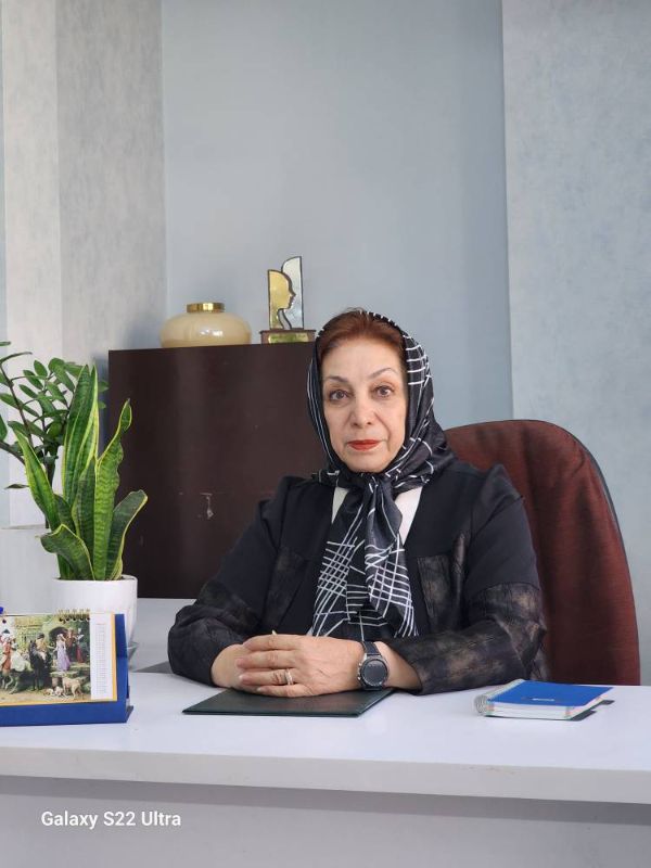 دکتر محبوبه صابری روانشناس و موسس کلینیک مشاوره آبی اصفهان