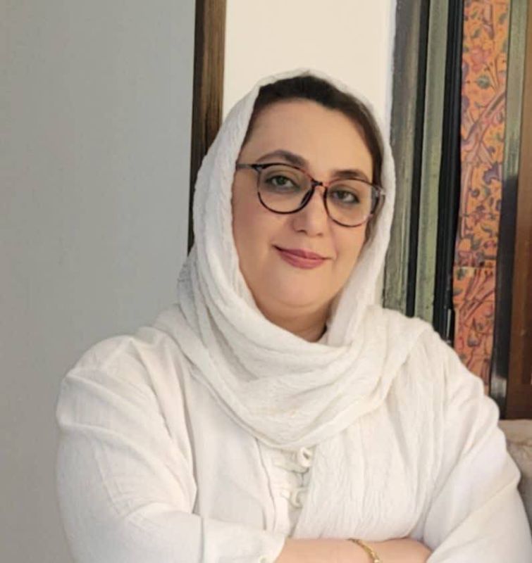 دکتر محبوبه صابری روانشناس و موسس کلینیک مشاوره آبی اصفهان