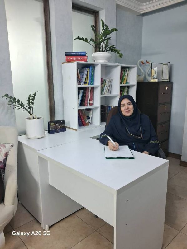 دکتر محبوبه صابری روانشناس و موسس کلینیک مشاوره آبی اصفهان